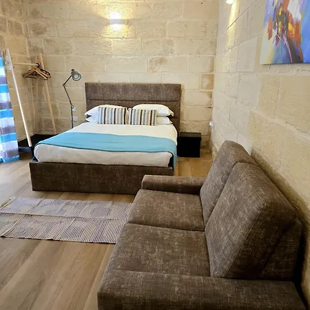 In A Traditional Guest House, With Private Yard And Shared Roof Terrace Gotown8 Apartment *