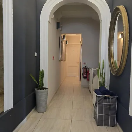 In A Traditional Guest House, With Private Yard And Shared Roof Terrace Gotown8 Apartment *